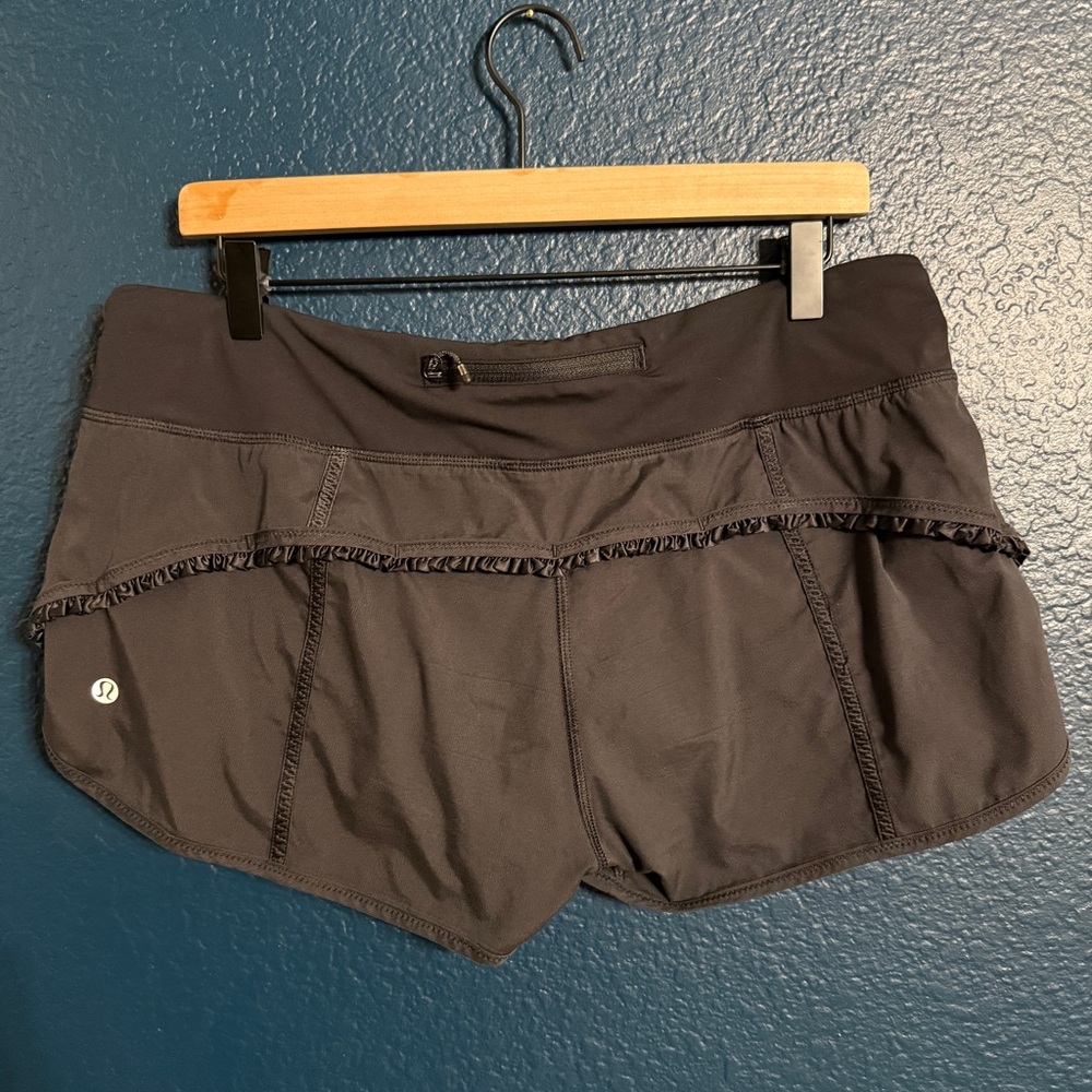 Lululemon athletica Black Women's Shorts with ruffle details on backside